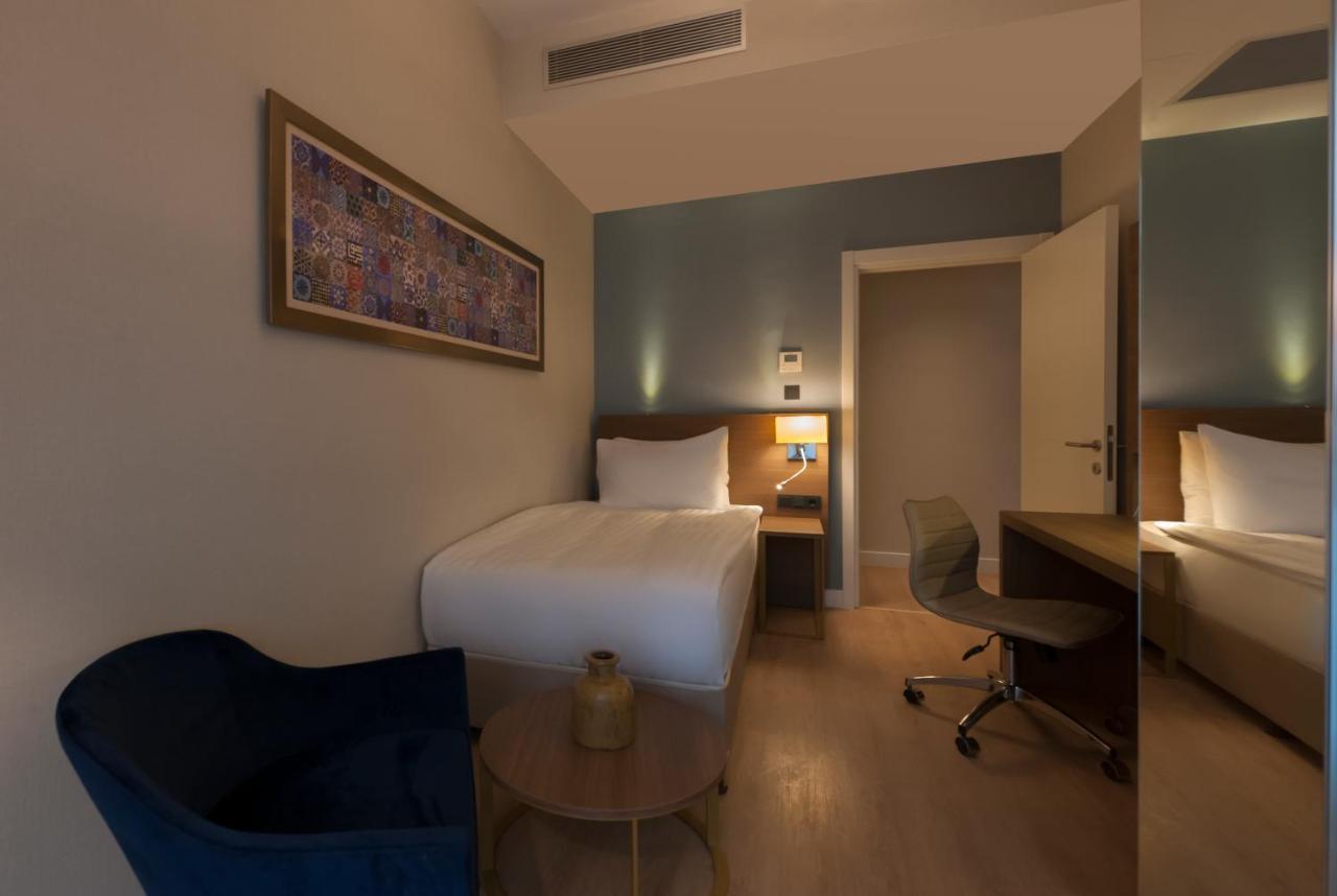 The Superior Living Batisehir Apartment Istanbul Exterior photo